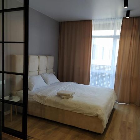 Vip Apartments On Avalon Lviv Exterior photo