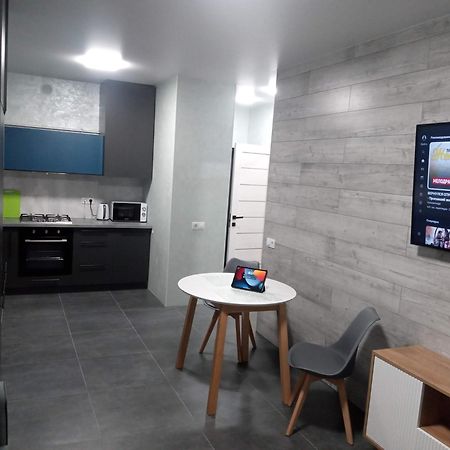 Vip Apartments On Avalon Lviv Exterior photo